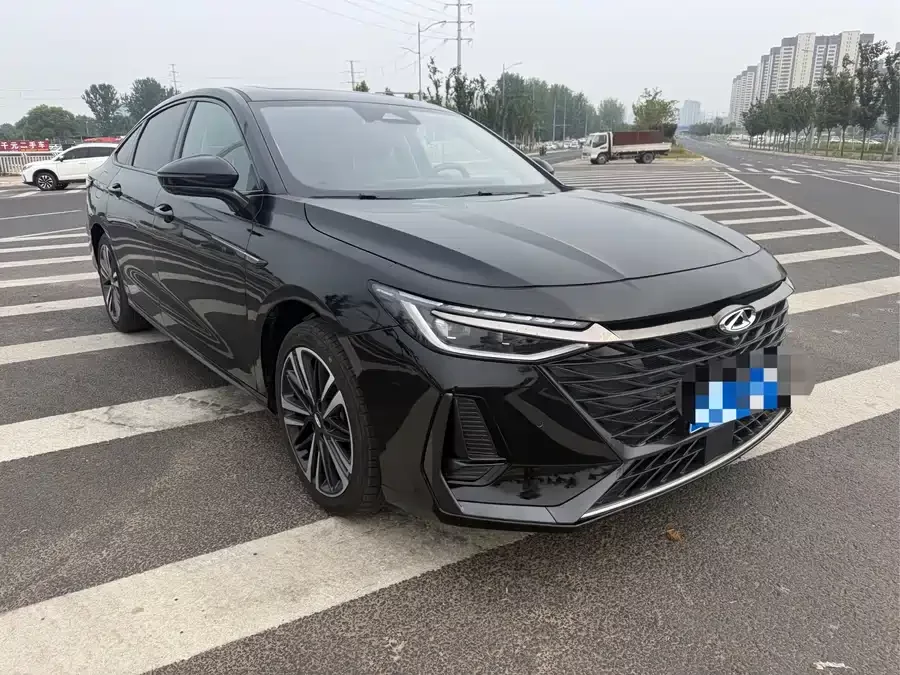 Chery Arrizo 8