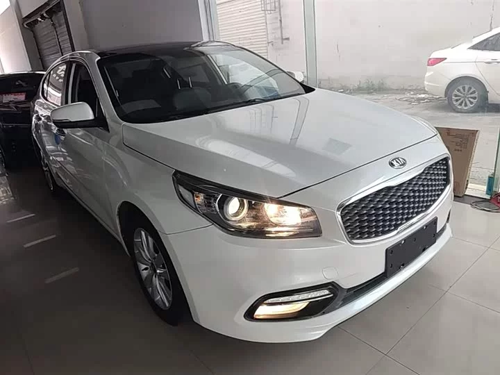kia K4