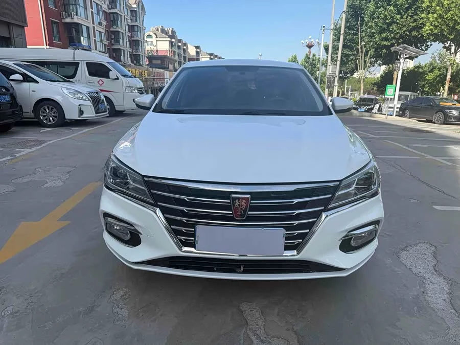 Roewe i5