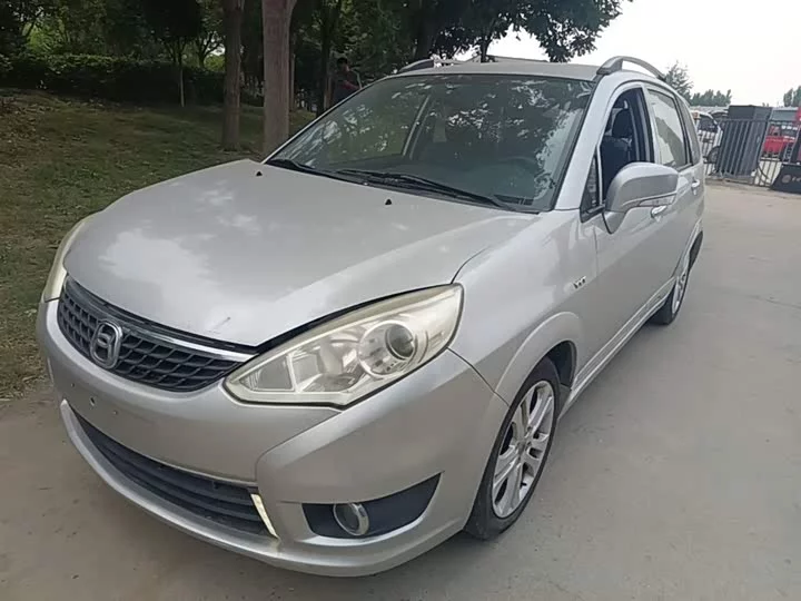 Suzuki Liana A6