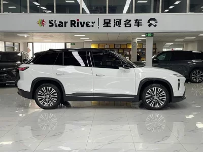 NIO ES7