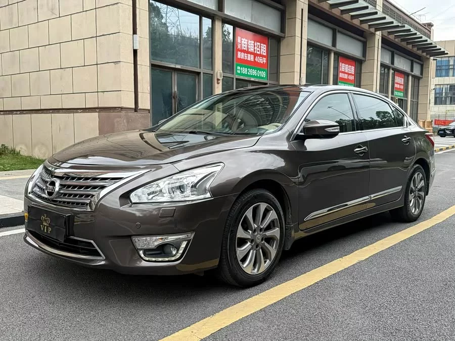 Nissan Teana