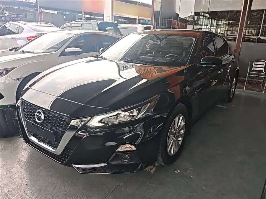 Nissan Teana