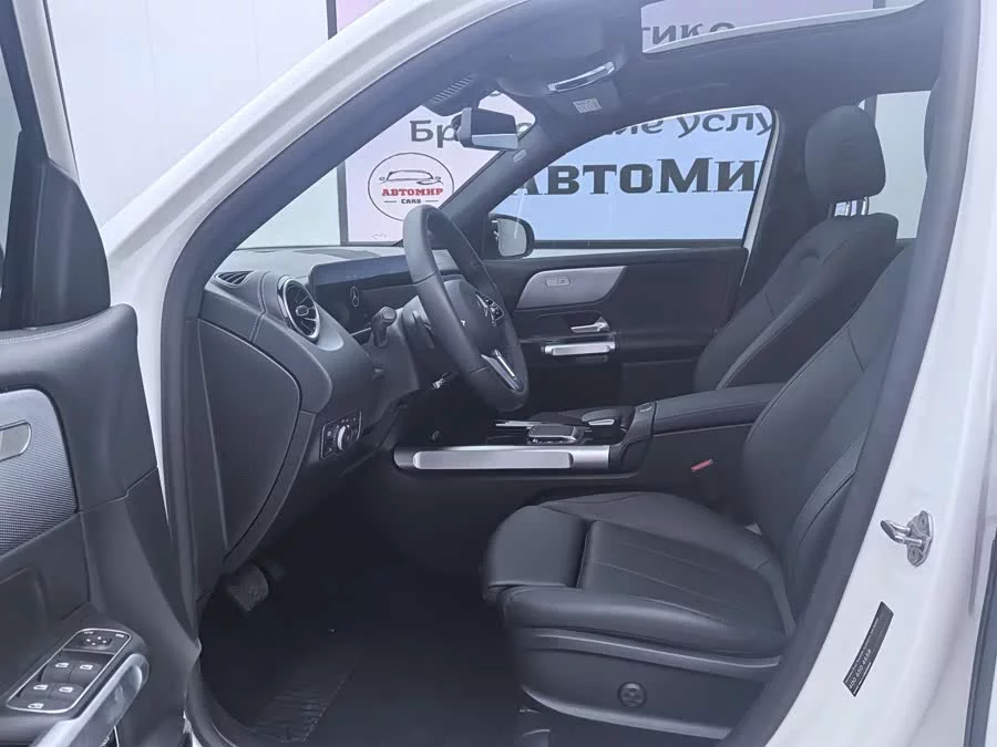 Mercedes Benz GLB