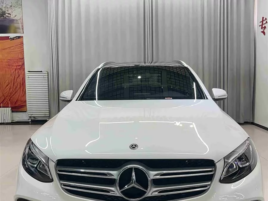 Mercedes Benz GLC