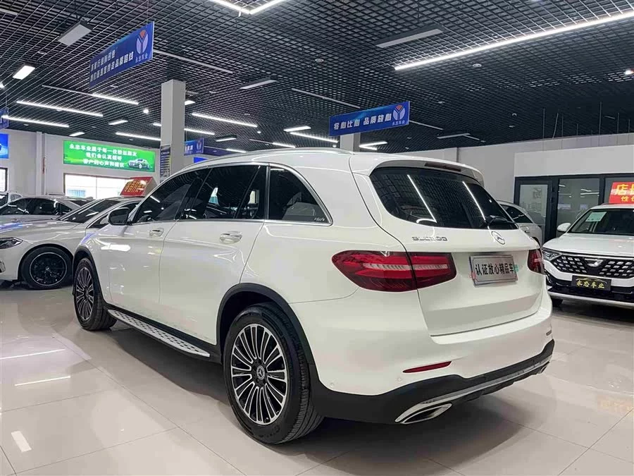 Mercedes Benz GLC
