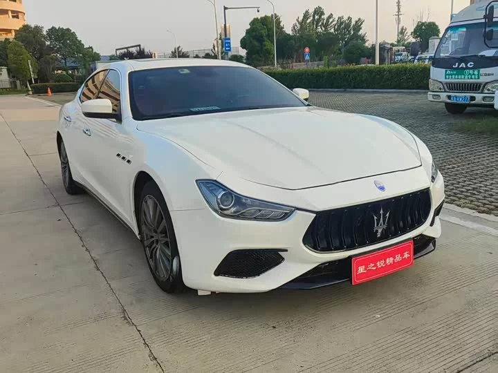 Maserati Ghibli