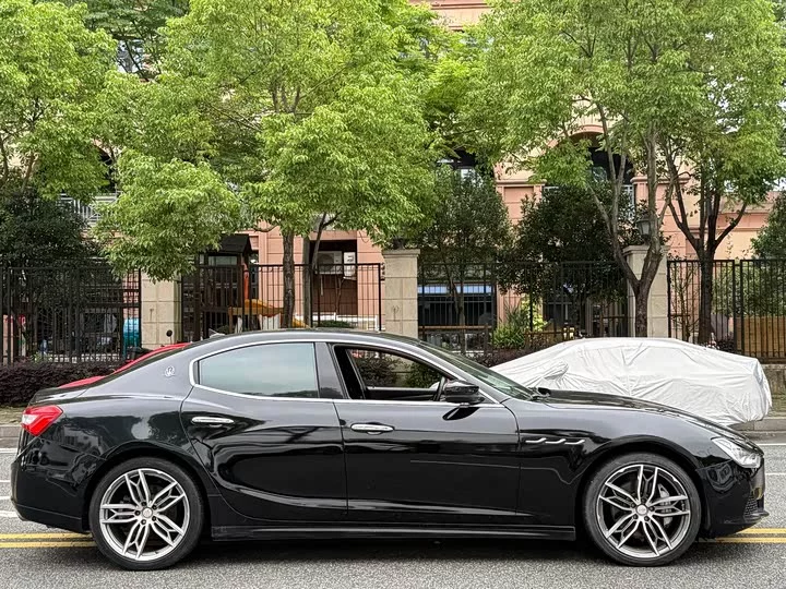 Maserati Ghibli