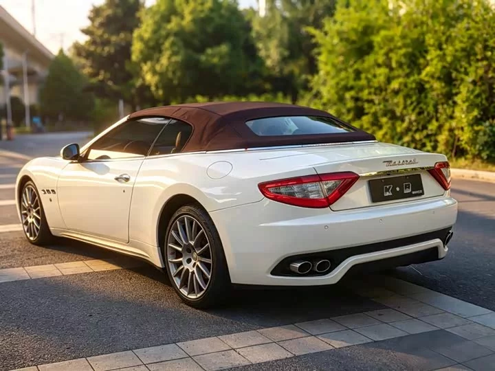 Maserati GranCabrio