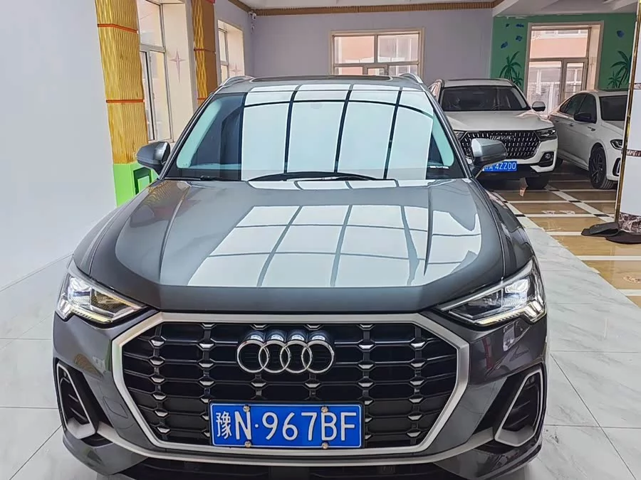 Audi Q3