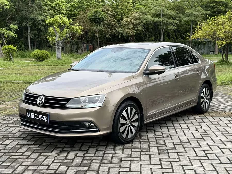 Volkswagen Sagitar