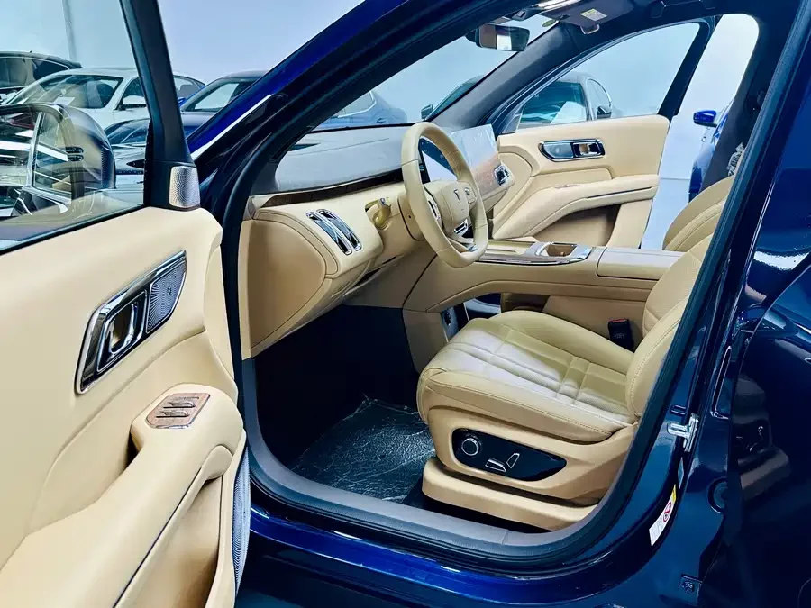 Deepal dark blue S09