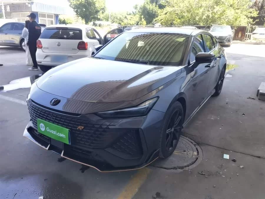 Changan UNI-V