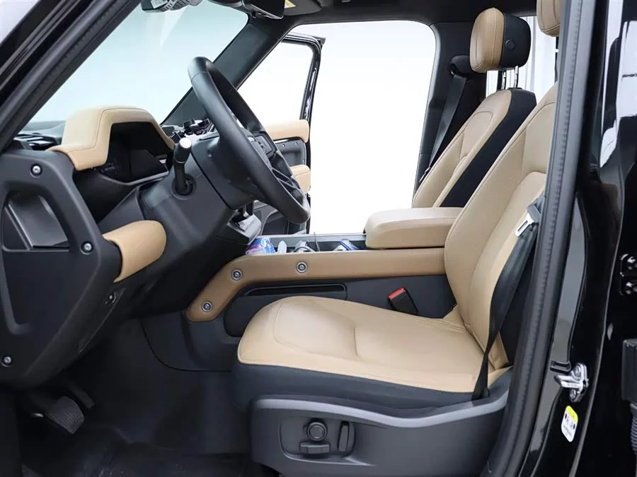 Land Rover guard