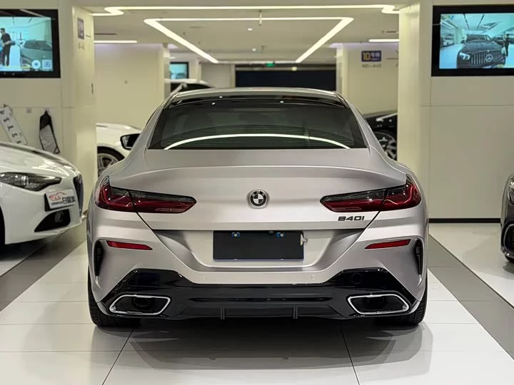 BMW 8 series