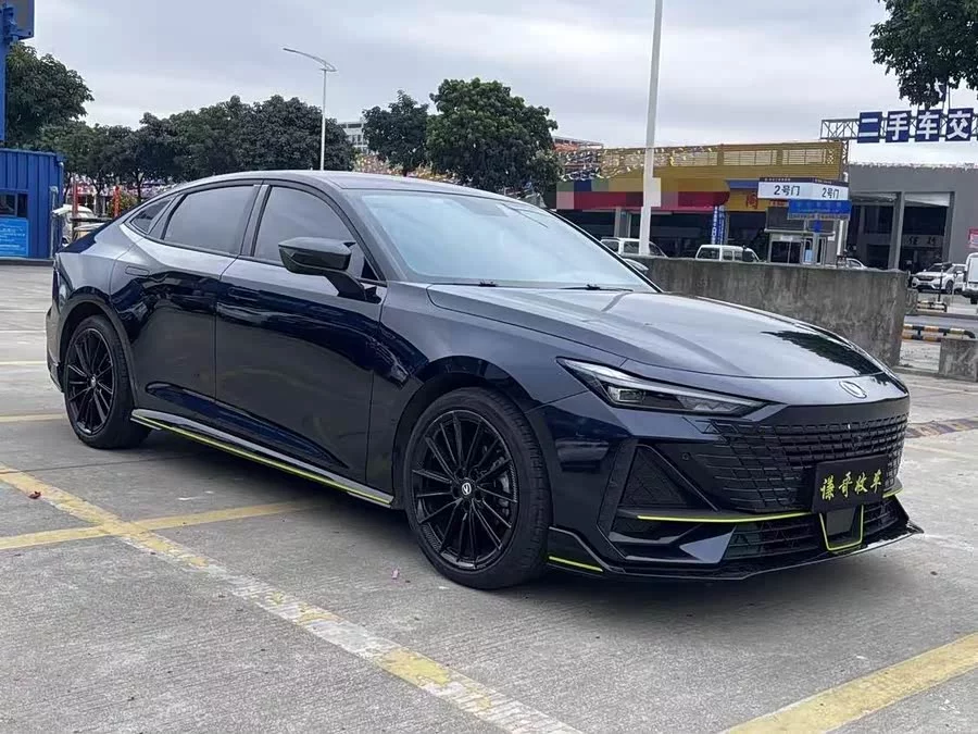 Changan UNI-V