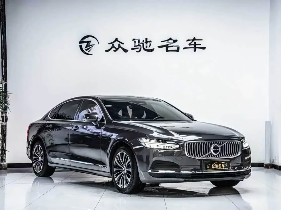 Volvo S90