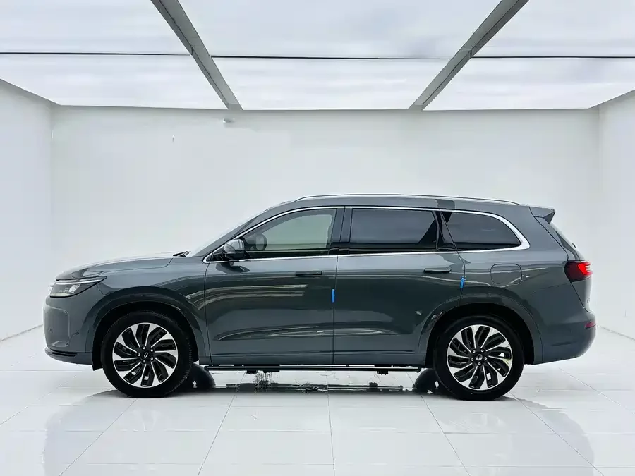 AITO Wenjie M7