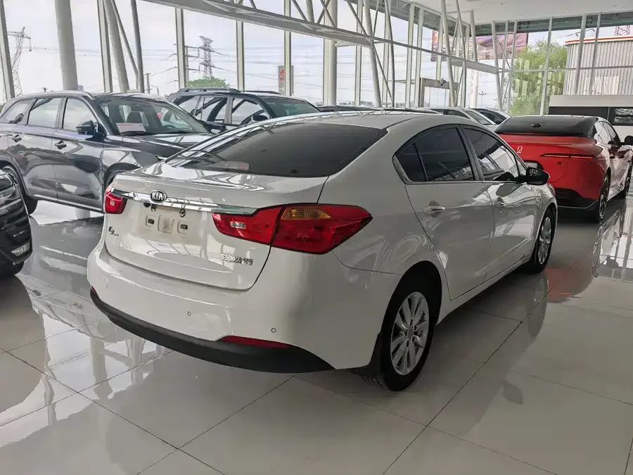 Kia K3