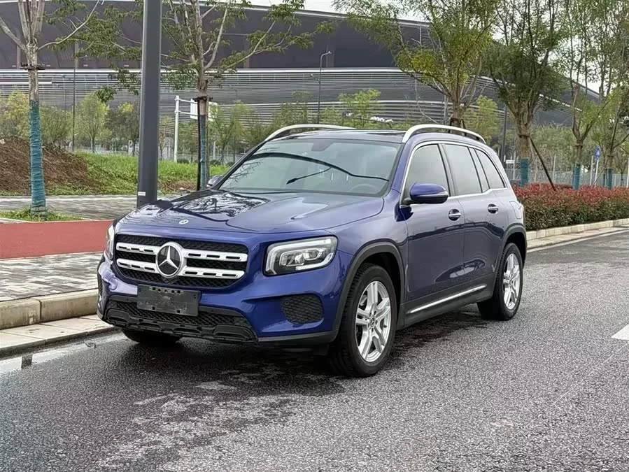 Mercedes Benz GLB