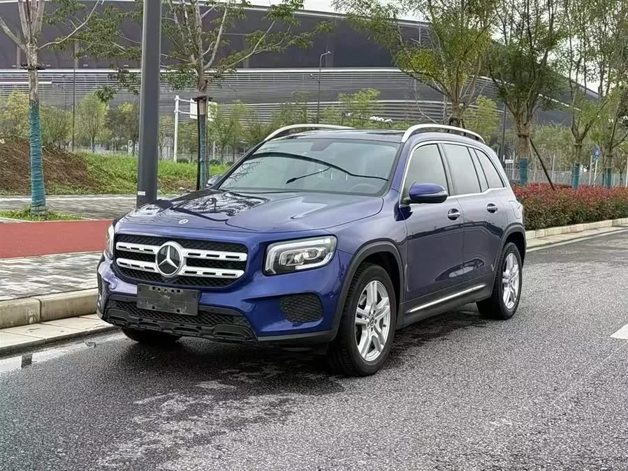 Mercedes Benz GLB