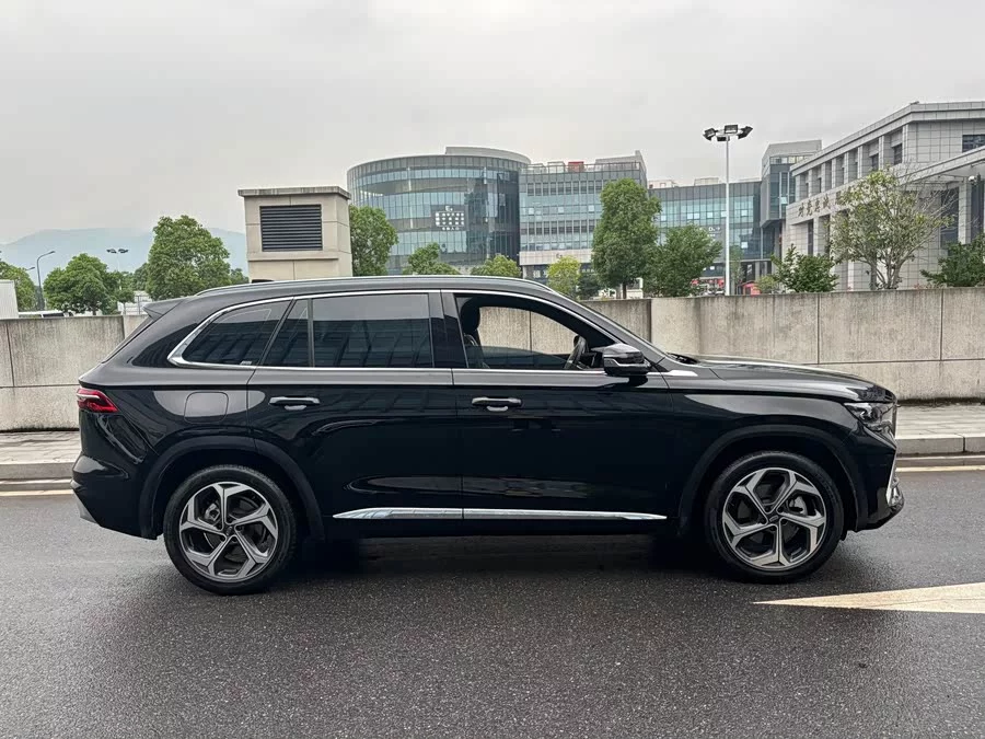 Geely Xingyue L