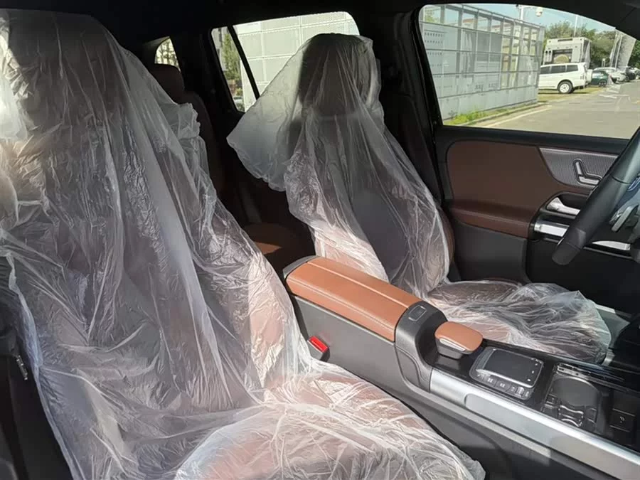 Mercedes Benz GLB