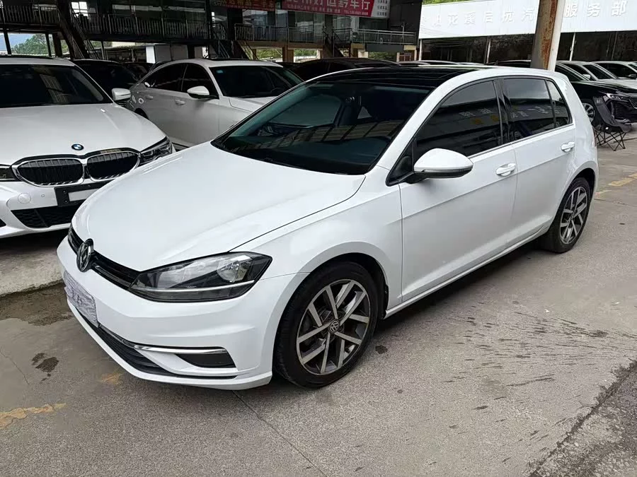 Volkswagen golf