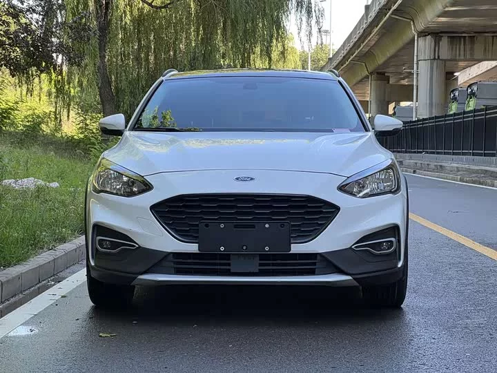 Ford Fox Active