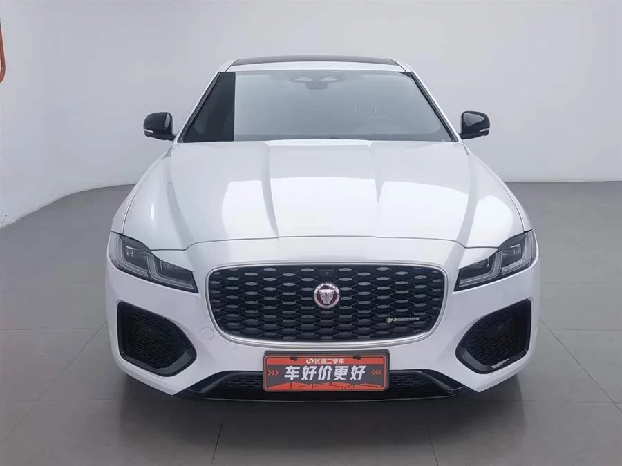 Jaguar XFL