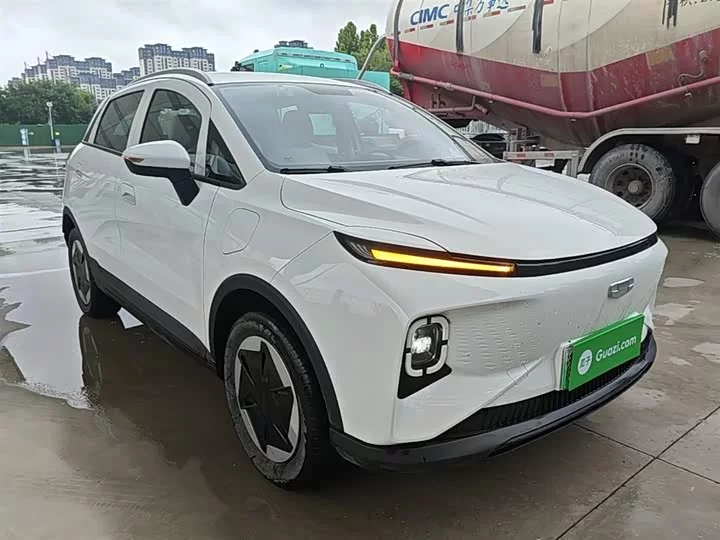 Geely E firefly