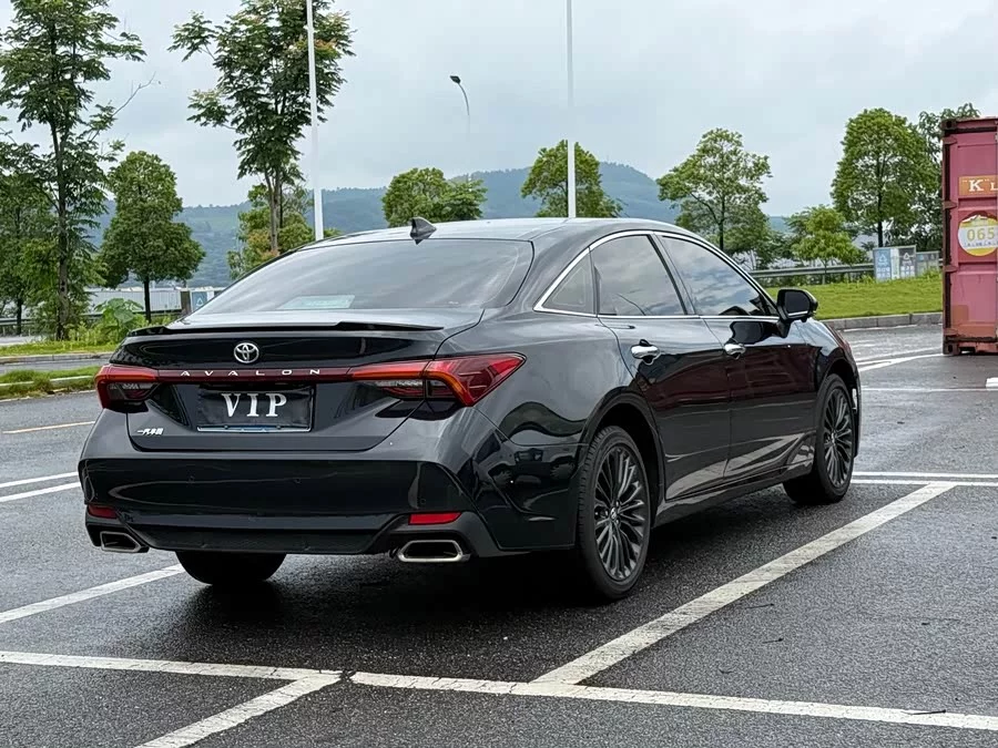 Toyota Avalon