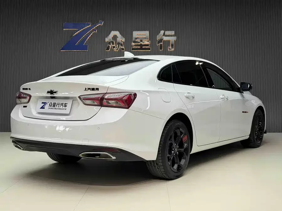 Chevrolet Malibu XL