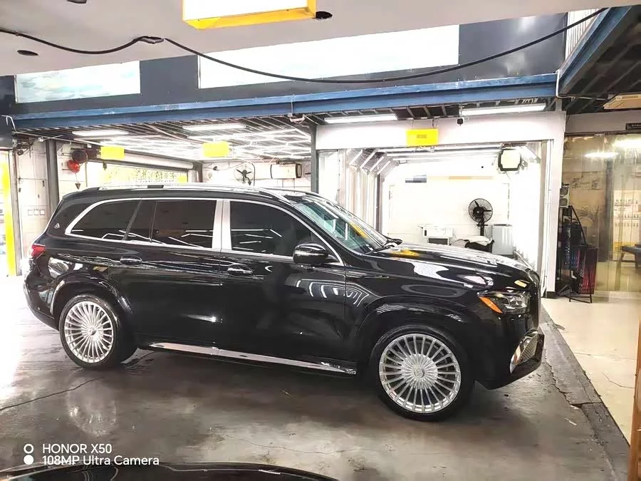 Mercedes Benz GLS