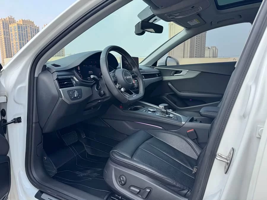 Audi A4L