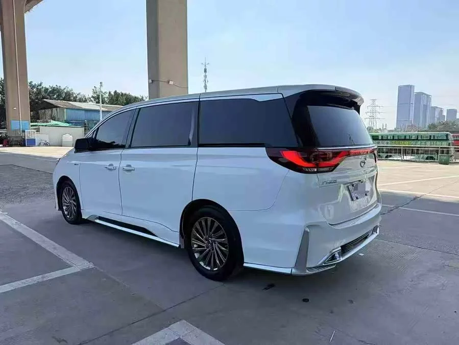 GAC Trumpchi M8