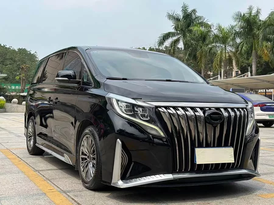 GAC Trumpchi M8