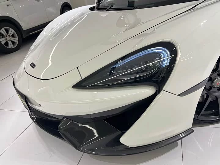 McLaren 570