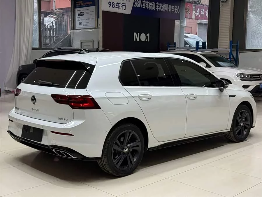 Volkswagen golf