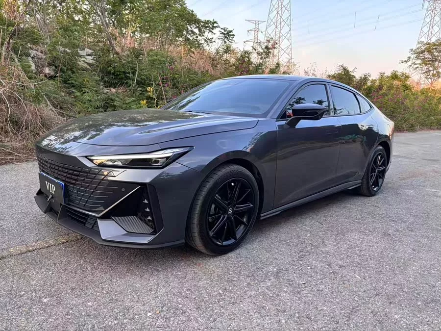 Changan UNI-V