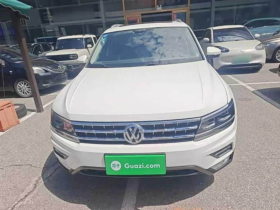 Volkswagen Tiguan L