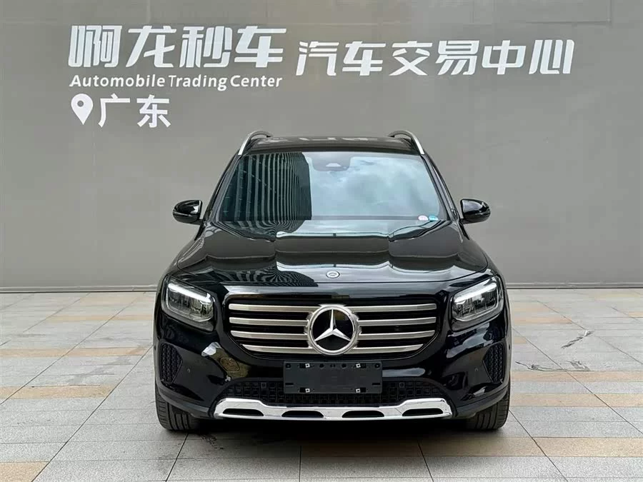 Mercedes Benz GLB
