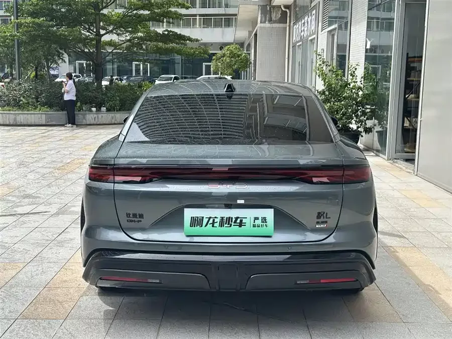 BYD Han L