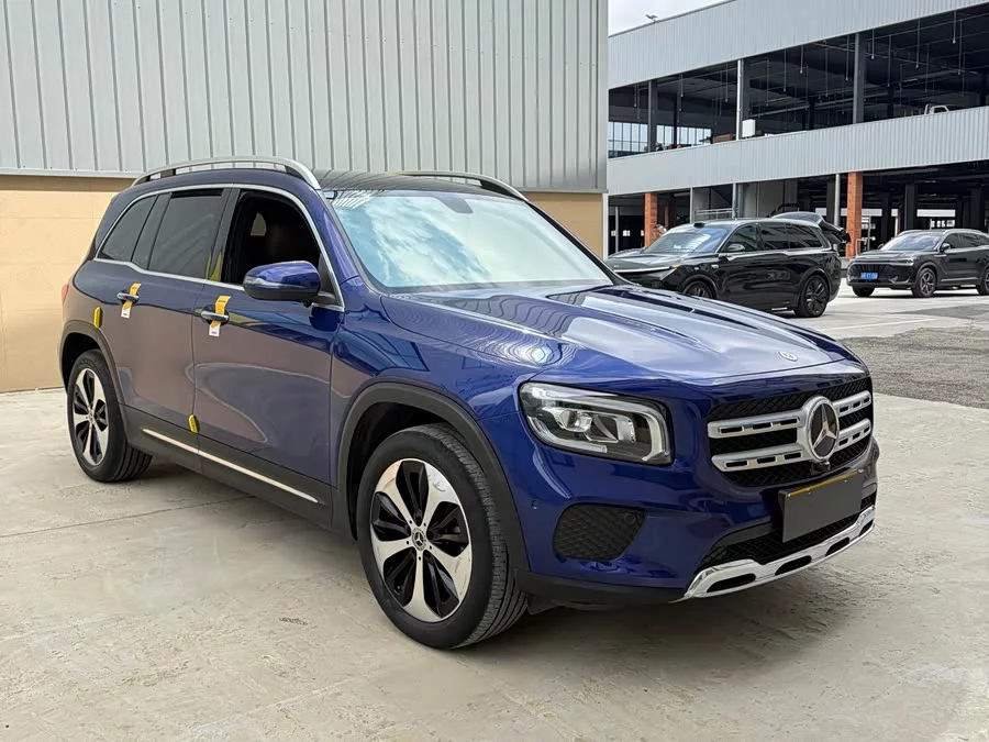Mercedes Benz GLB