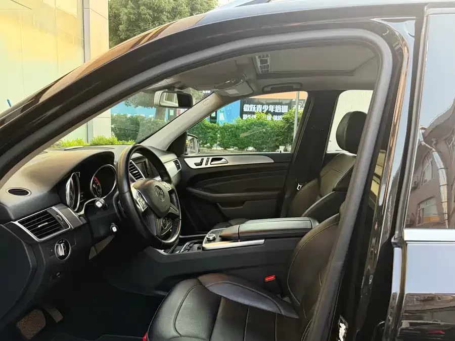 Mercedes Benz M-Class