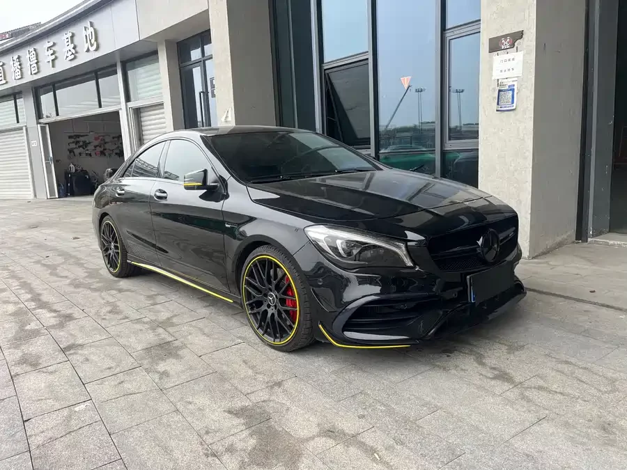 Mercedes Benz CLA AMG