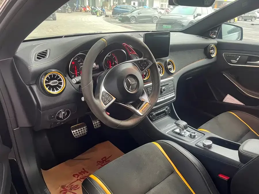 Mercedes Benz CLA AMG