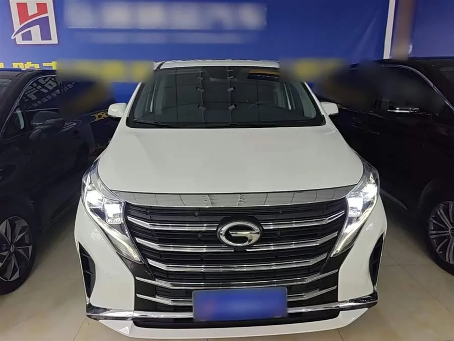 GAC Trumpchi M8