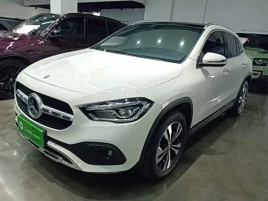 Mercedes Benz GLA