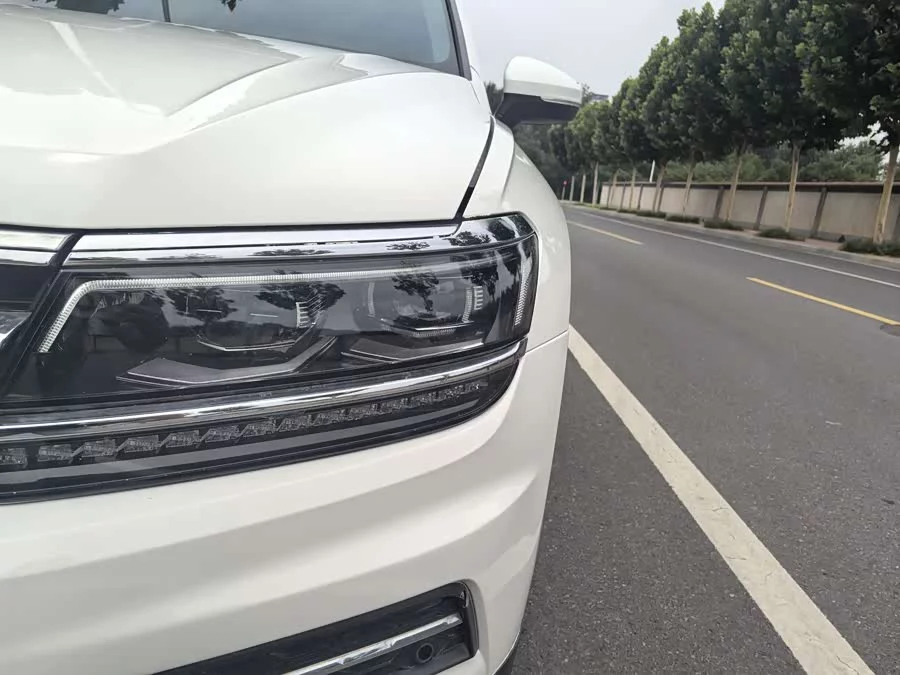 Volkswagen Tiguan L